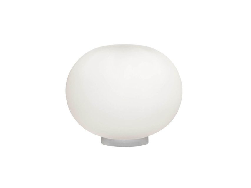 Glo Ball BASIC zero lampinn frá FLOS er einstaklega fallegur dimmanlegur borðlampi sem á erindi inn á öll íslensk heimili. Falleg gjöf fyrir parið.
