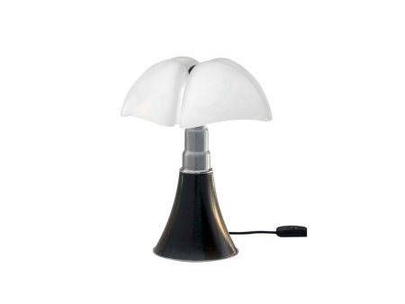 Martinelli Pipistello lampi LED sem minnir á leðurblöku.